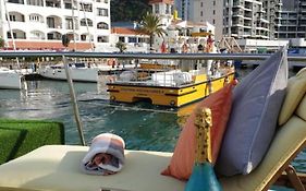 Jasmine Coral Jay Boutique Boatel Ocean Village