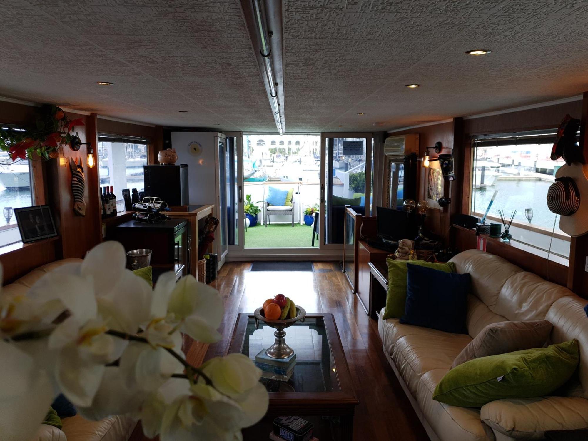 Jasmine Coral Jay Boutique Boatel Ocean Village Gibraltar Room photo